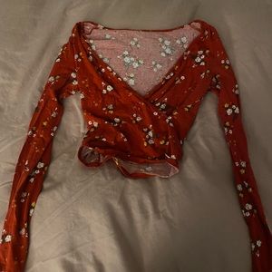 Garage red floral wrap long sleeve